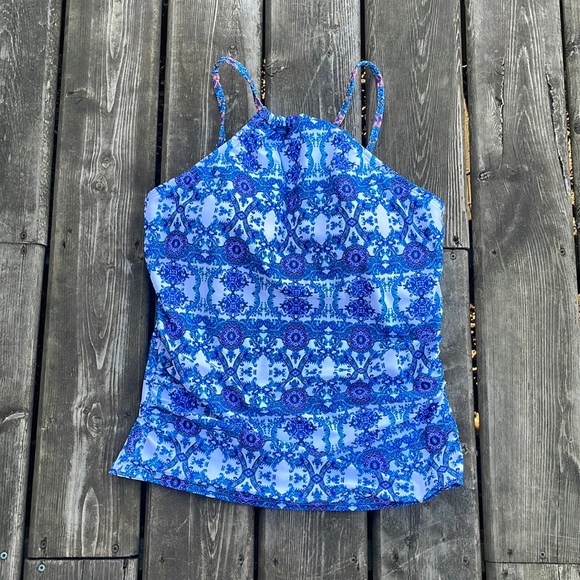 New Venus
Ruched Side Halter Tankini Top - Picture 5 of 10